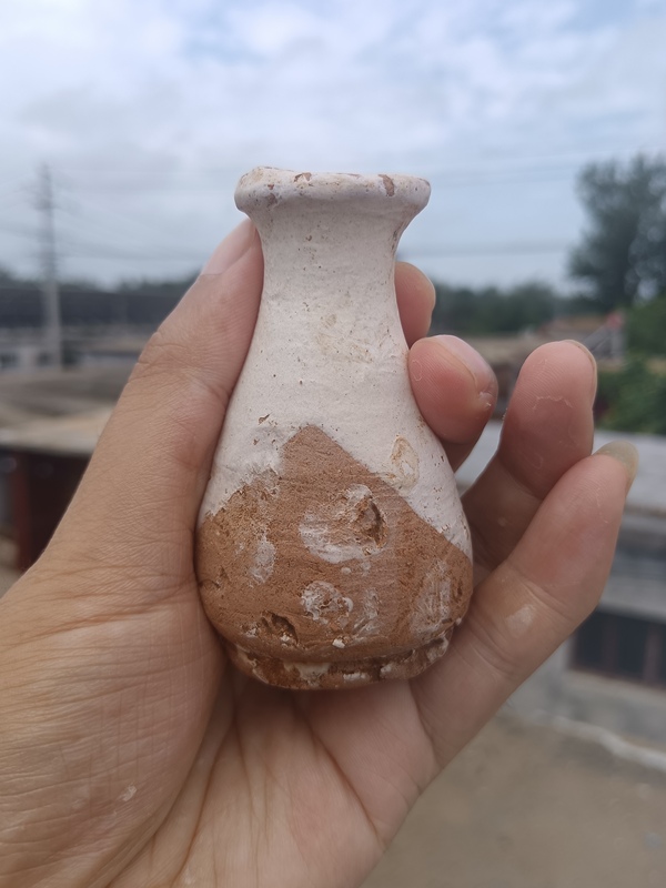 古玩陶瓷元代~白釉玉壺春瓶拍賣,當前價格0元
