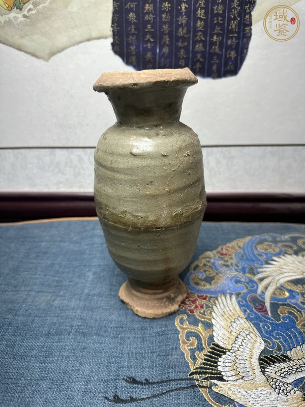 古玩陶瓷青釉瓶真品鑒賞圖