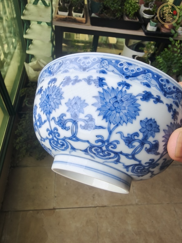 古玩陶瓷青花纏枝花卉紋墩式碗，注意品相真品鑒賞圖