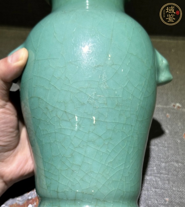 古玩陶瓷綠哥釉獅耳鋪首尊真品鑒賞圖