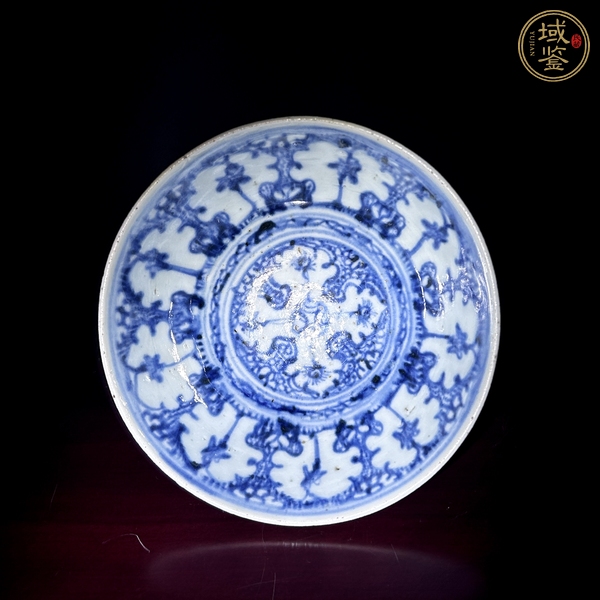 古玩陶瓷青花纏枝蓮?fù)须s寶紋雞心碗真品鑒賞圖