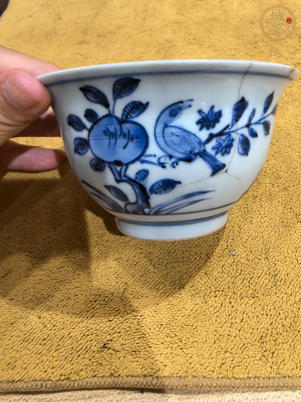 古玩陶瓷日本青花花鳥(niǎo)紋杯真品鑒賞圖