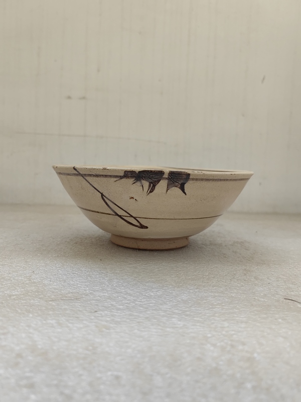 古玩陶瓷磁州窯褐彩碗拍賣,當前價格789元