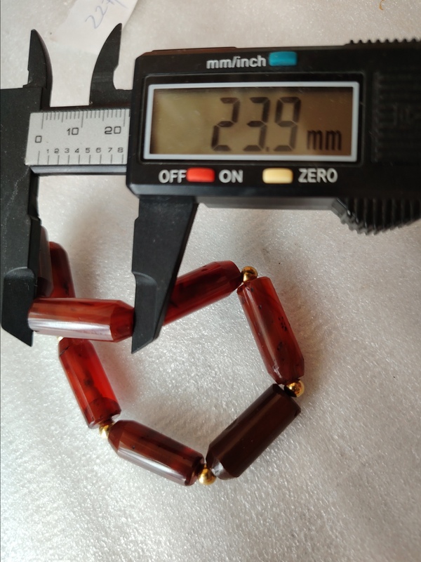 古玩玉器清代紅瑪瑙手串拍賣,當前價格150元