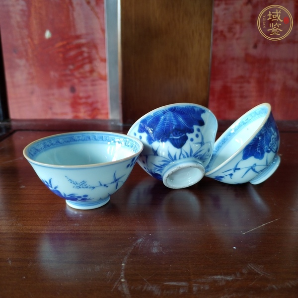 古玩陶瓷青花花卉紋茶圓真品鑒賞圖