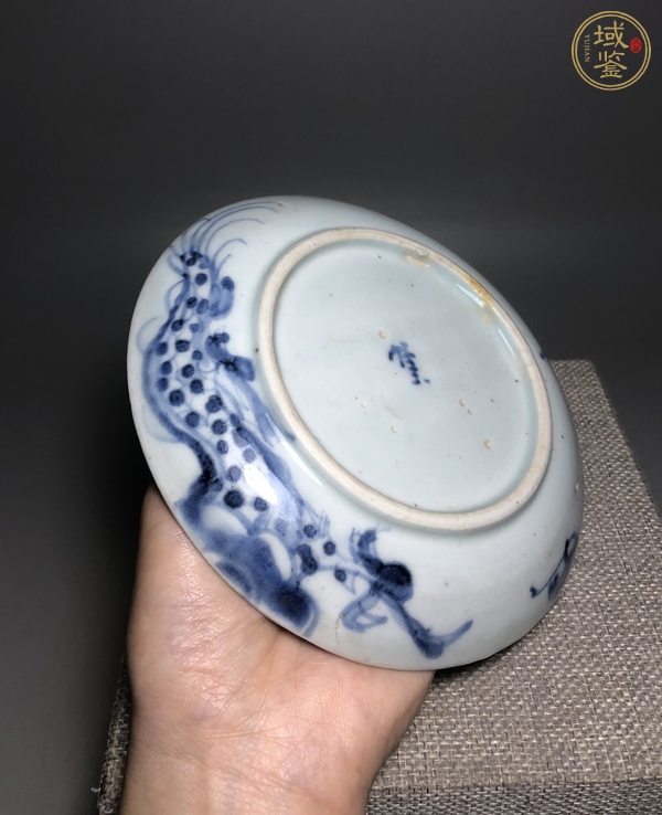 古玩陶瓷青花過墻龍紋盤真品鑒賞圖