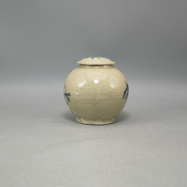 古玩陶瓷明晚期花卉紋青花蓋罐拍賣,當前價格850元