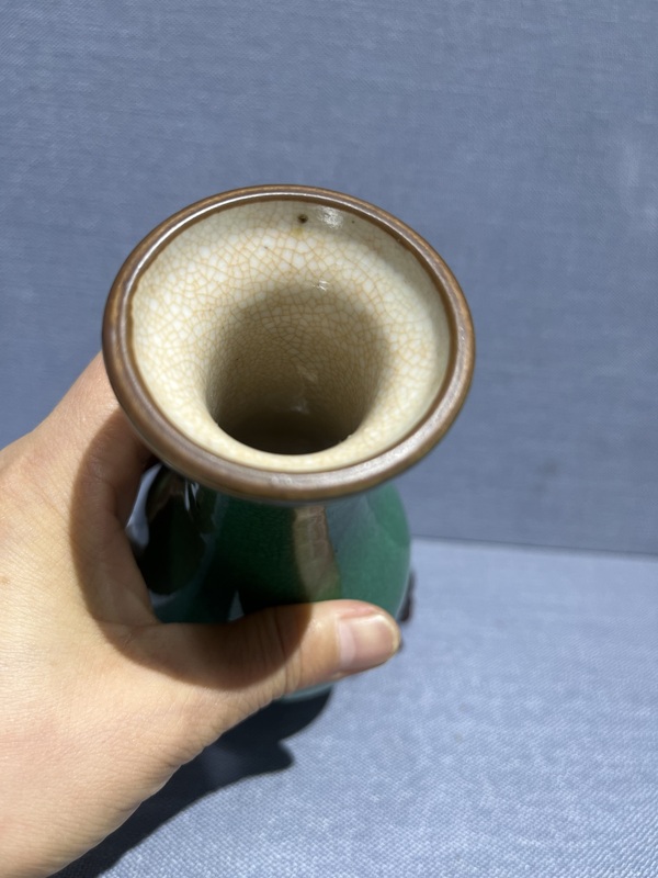 古玩陶瓷綠哥釉盤口瓶拍賣,當前價格3800元