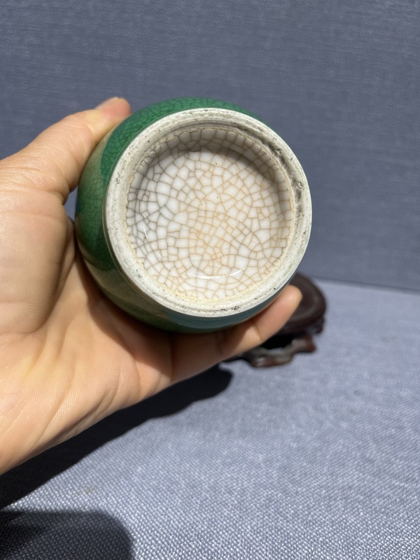 古玩陶瓷綠哥釉盤口瓶拍賣,當前價格3800元