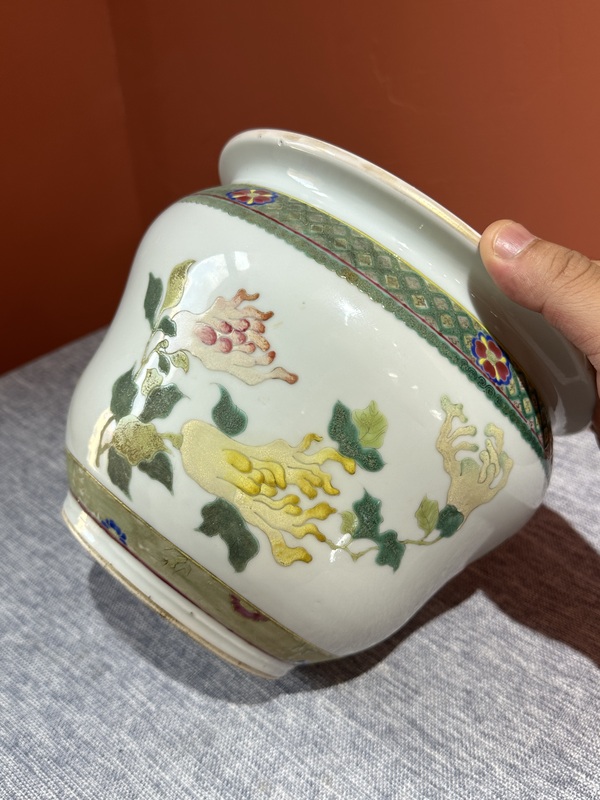 古玩陶瓷清代光緒粉彩三多紋花盆拍賣,當前價格22800元