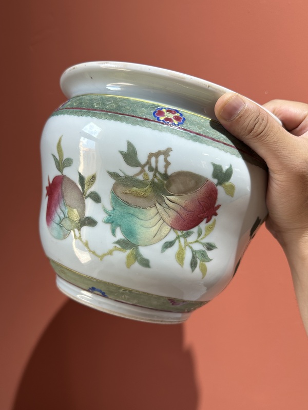 古玩陶瓷清代光緒粉彩三多紋花盆拍賣,當前價格22800元