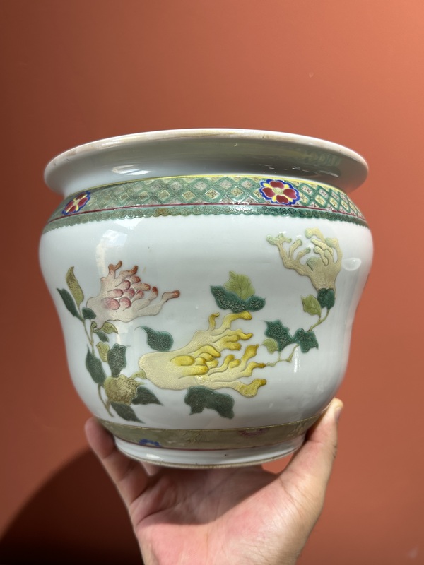 古玩陶瓷清代光緒粉彩三多紋花盆拍賣,當前價格22800元