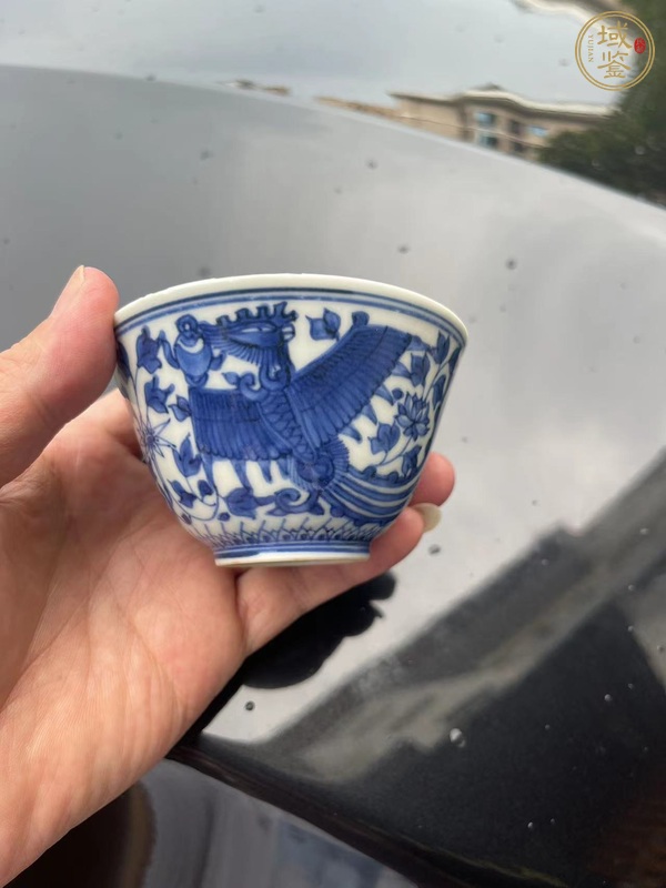 古玩陶瓷大明嘉靖年制款鳳紋青花杯真品鑒賞圖