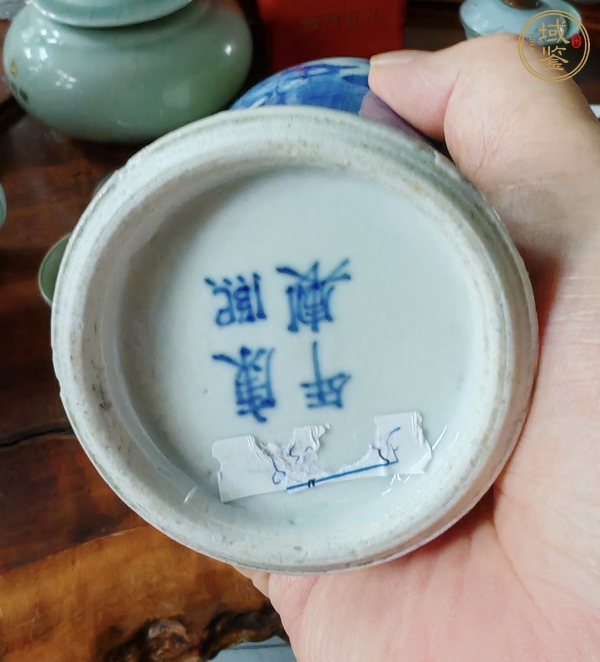 古玩陶瓷青花山水紋梅瓶真品鑒賞圖