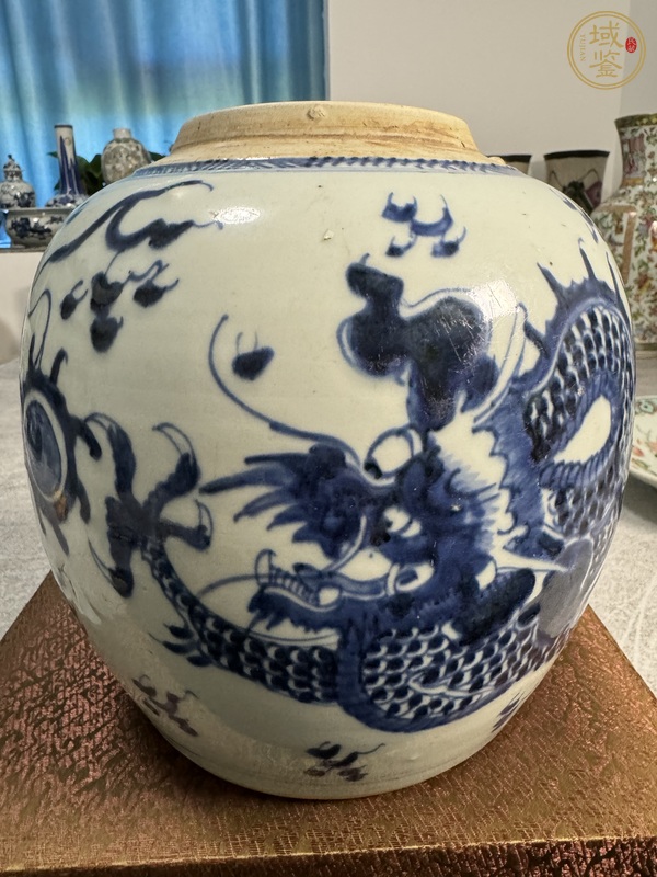 古玩陶瓷青花龍紋罐真品鑒賞圖