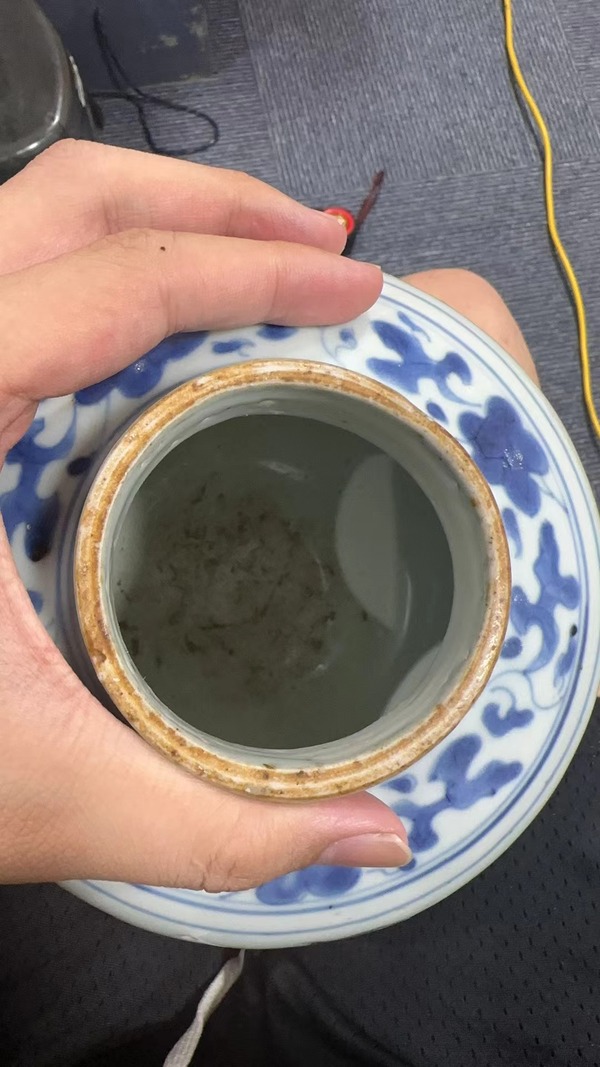 古玩陶瓷青花纏枝花卉紋罐拍賣,當前價格1588元