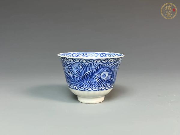 古玩陶瓷青花花卉杯真品鑒賞圖