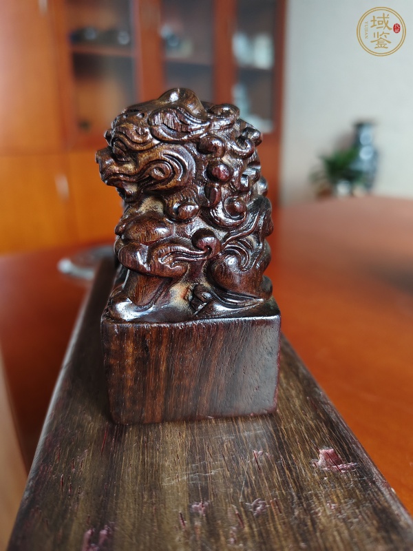 古玩雜項(xiàng)木雕小對獅真品鑒賞圖