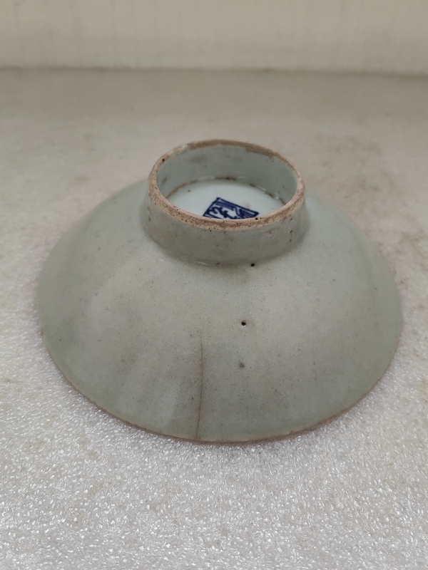 古玩陶瓷豆青釉高足盤拍賣,當(dāng)前價格180元