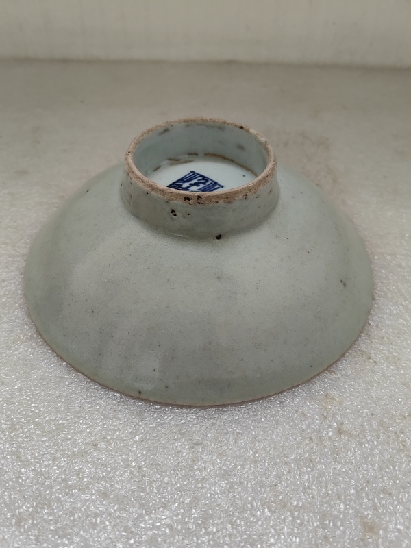 古玩陶瓷豆青釉高足盤拍賣,當(dāng)前價格180元