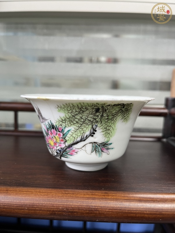 古玩陶瓷花鳥紋彩繪杯真品鑒賞圖