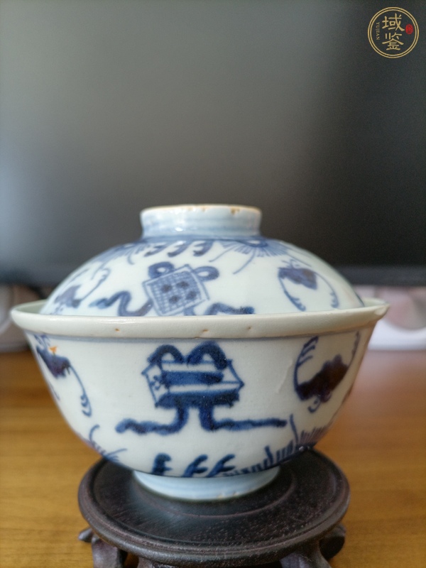 古玩陶瓷青花蓋碗真品鑒賞圖