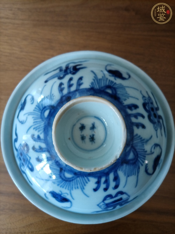 古玩陶瓷青花蓋碗真品鑒賞圖