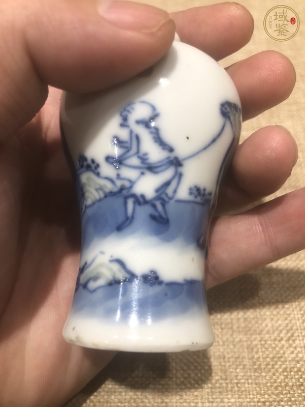 古玩陶瓷青花釉里紅鼻煙壺真品鑒賞圖