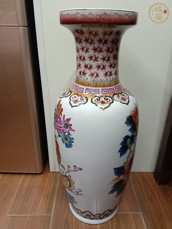 古玩陶瓷花鳥紋瓶真品鑒賞圖