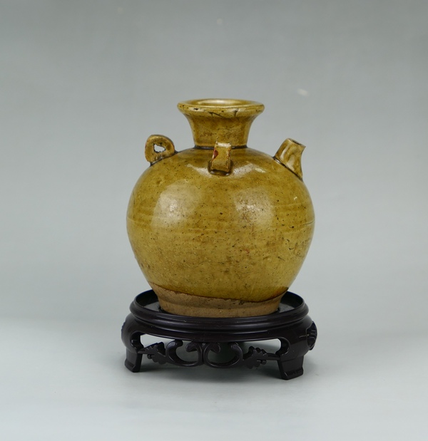古玩陶瓷明代·茶葉末釉三系執壺拍賣,當前價格888元