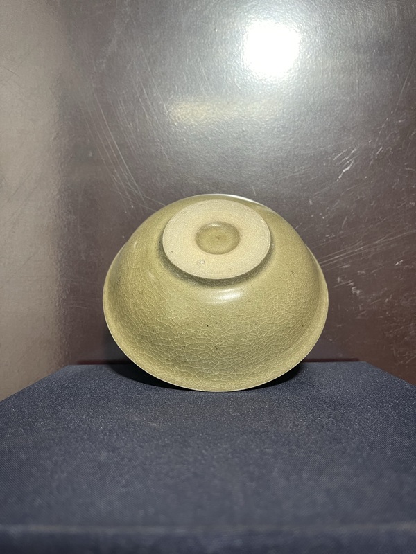 古玩陶瓷元代龍泉青釉碗拍賣,當前價格3850元