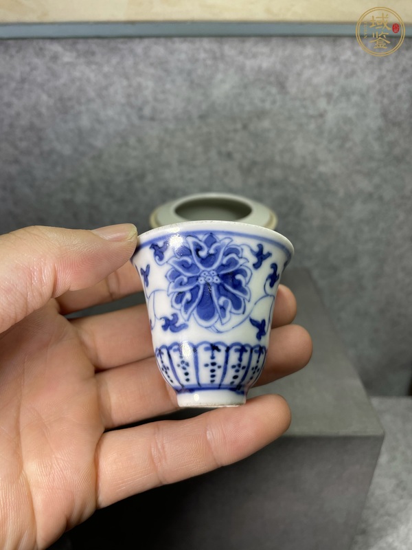 古玩陶瓷青花纏枝花卉紋溫酒器真品鑒賞圖