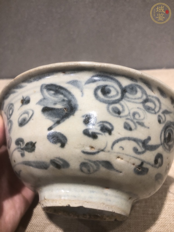 古玩陶瓷佛家八寶青花碗真品鑒賞圖