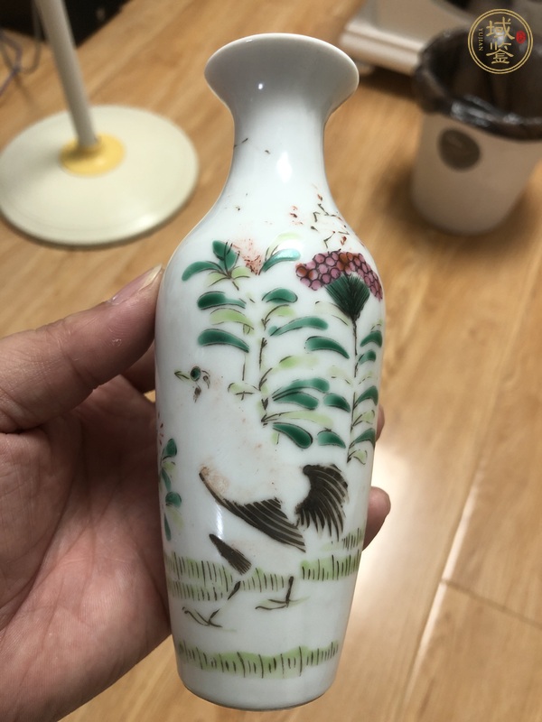 古玩陶瓷花鳥紋粉彩瓶真品鑒賞圖