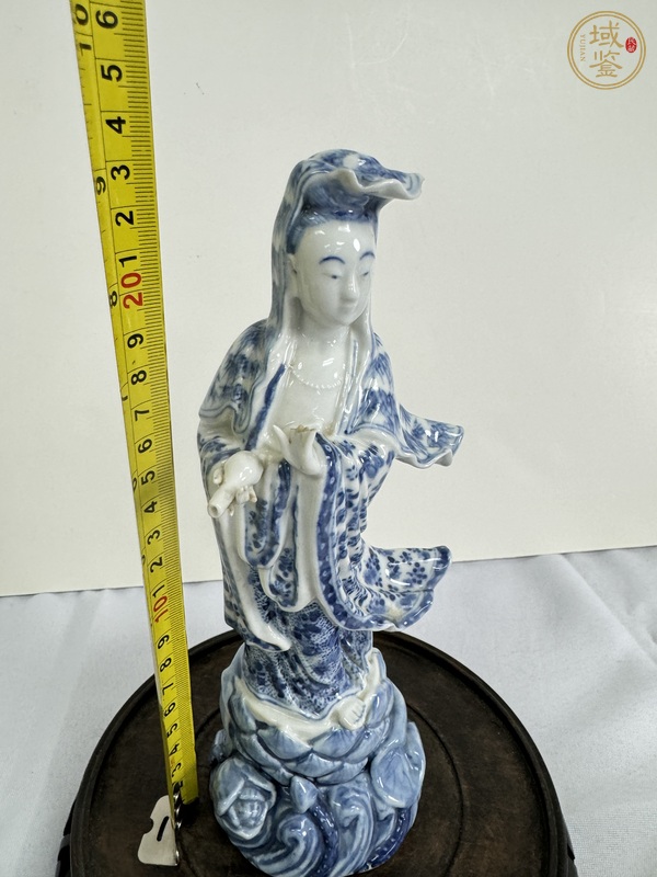 古玩陶瓷青花觀音菩薩立像真品鑒賞圖