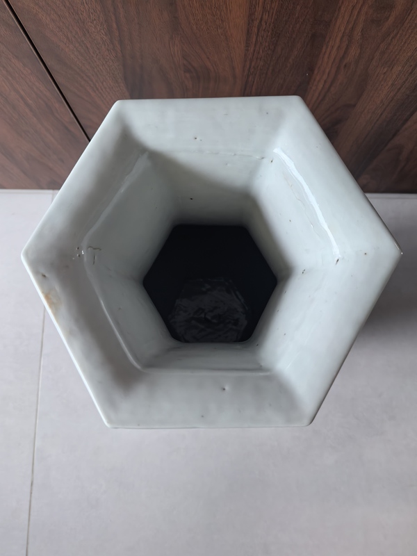 古玩陶瓷清中晚青花山水人物詩文六方瓶(60大尺寸)拍賣,當前價格38888元