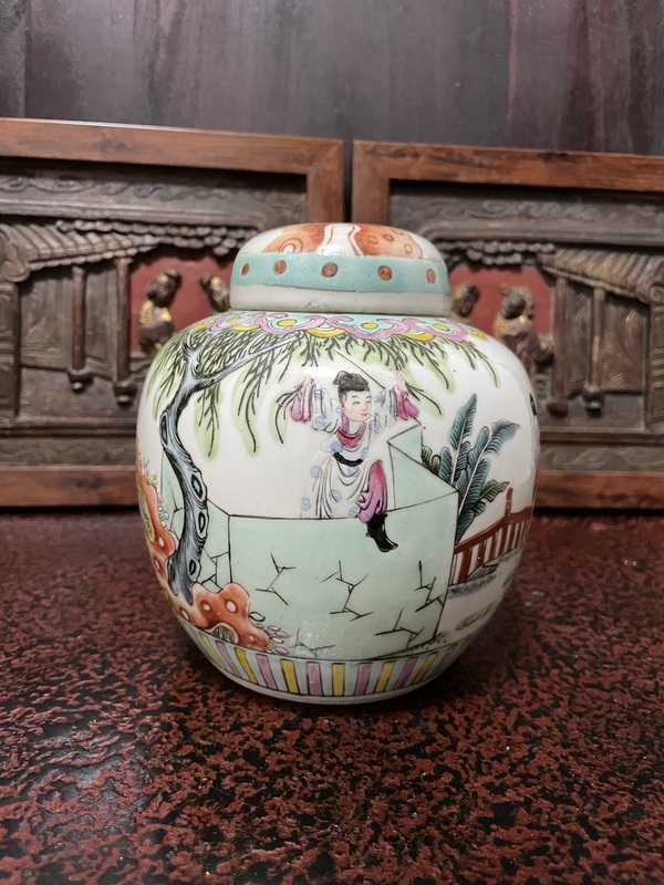 古玩陶瓷民國(guó) 粉彩西廂記蓋罐拍賣(mài),當(dāng)前價(jià)格2888元