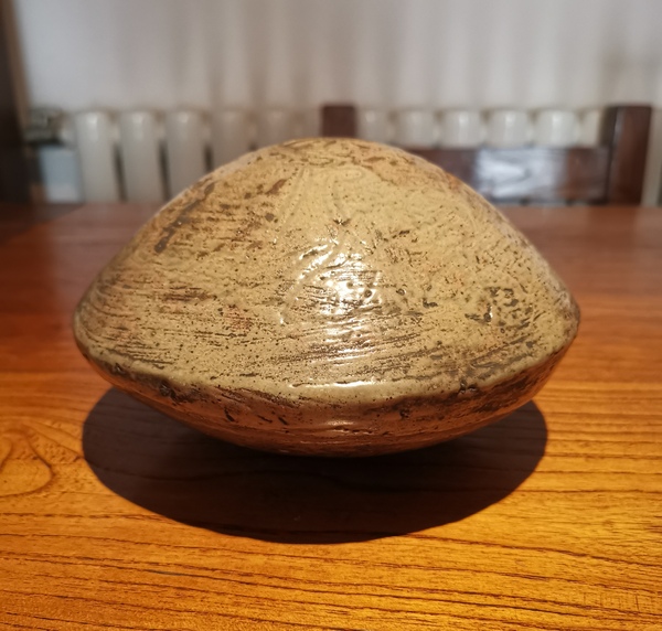 古玩陶瓷宋青釉印花手爐拍賣,當前價格3000元