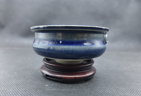 古玩陶瓷明晚 霽藍(lán)釉香爐拍賣,當(dāng)前價(jià)格3800元