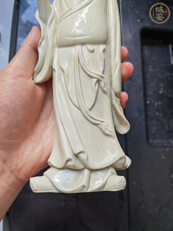 古玩陶瓷德化窯白釉塑像真品鑒賞圖