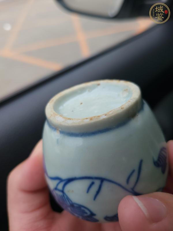 古玩陶瓷花卉紋青花罐真品鑒賞圖
