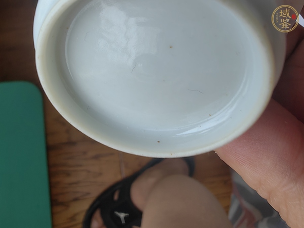 古玩陶瓷礬紅描金杯碟真品鑒賞圖
