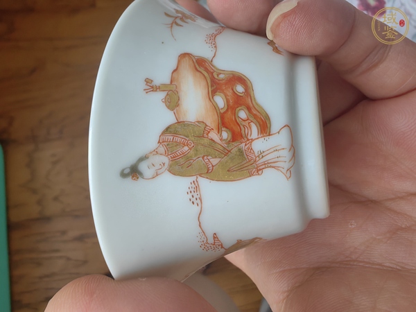 古玩陶瓷礬紅描金杯碟真品鑒賞圖