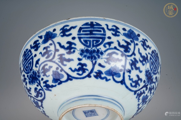 古玩陶瓷青花花間壽字紋大碗真品鑒賞圖