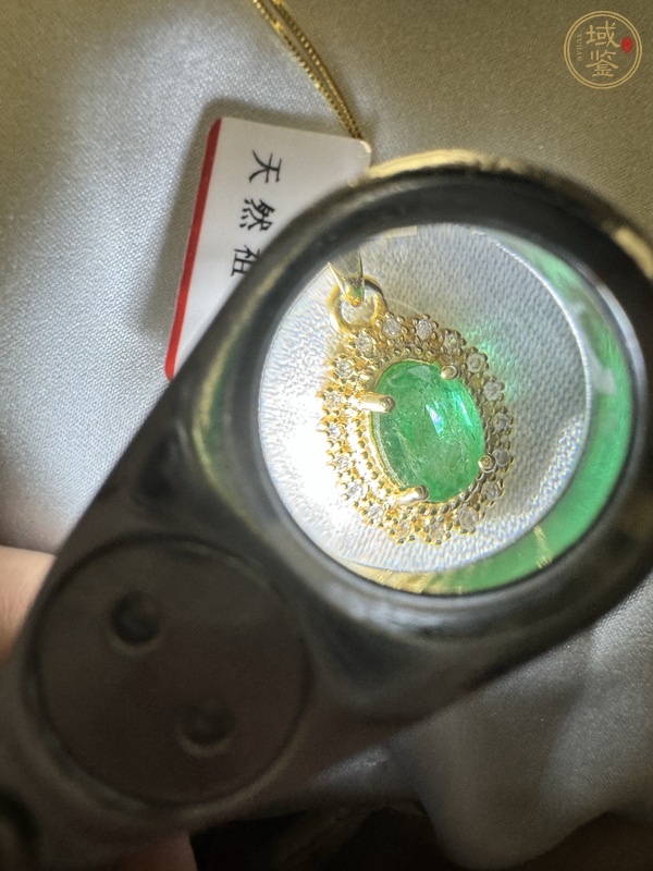古玩玉器祖母綠吊墜真品鑒賞圖