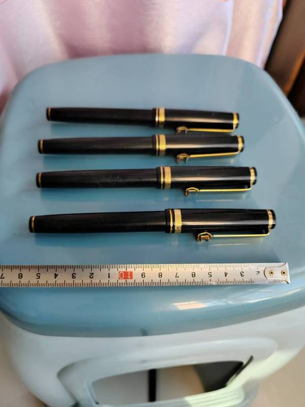 古玩雜項鋼筆拍賣,當前價格366元