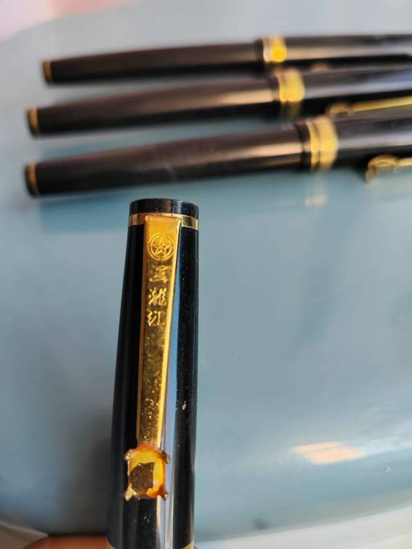 古玩雜項鋼筆拍賣,當前價格366元