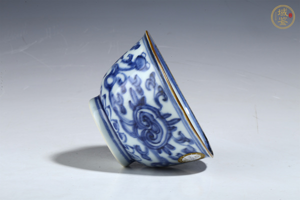 古玩陶瓷清康熙·青花纏枝靈芝紋碗真品鑒賞圖