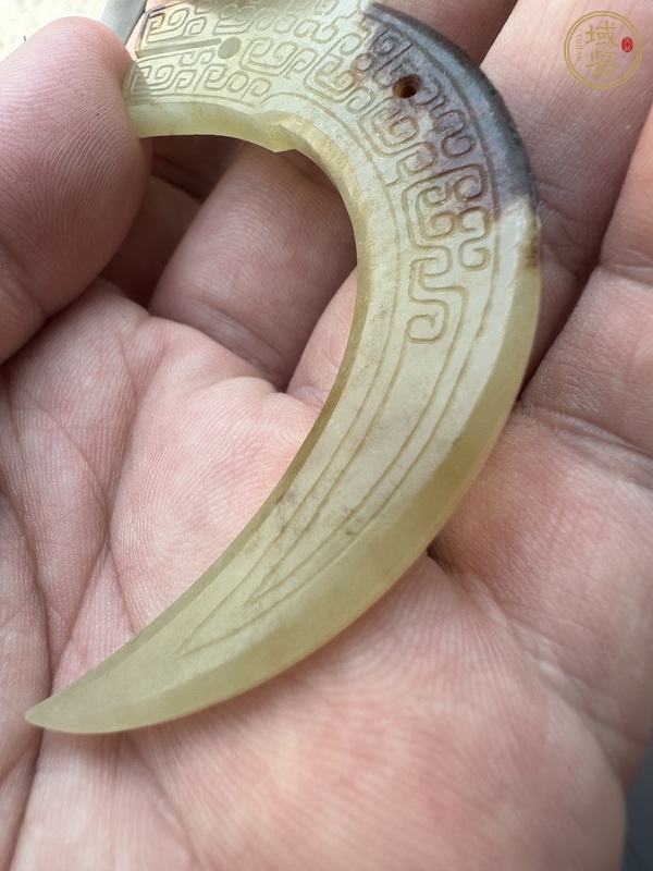 古玩玉器做舊仿戰(zhàn)國“龍紋玉觿”真品鑒賞圖