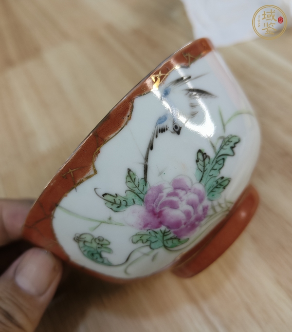 古玩陶瓷花鳥(niǎo)紋粉彩碗真品鑒賞圖